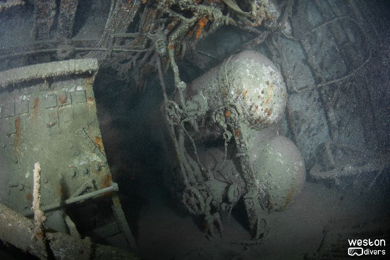 Ande - Parts of the interior are still inctact