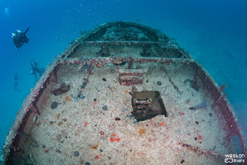 Mariner 2 Tug - The stern are of the wreck