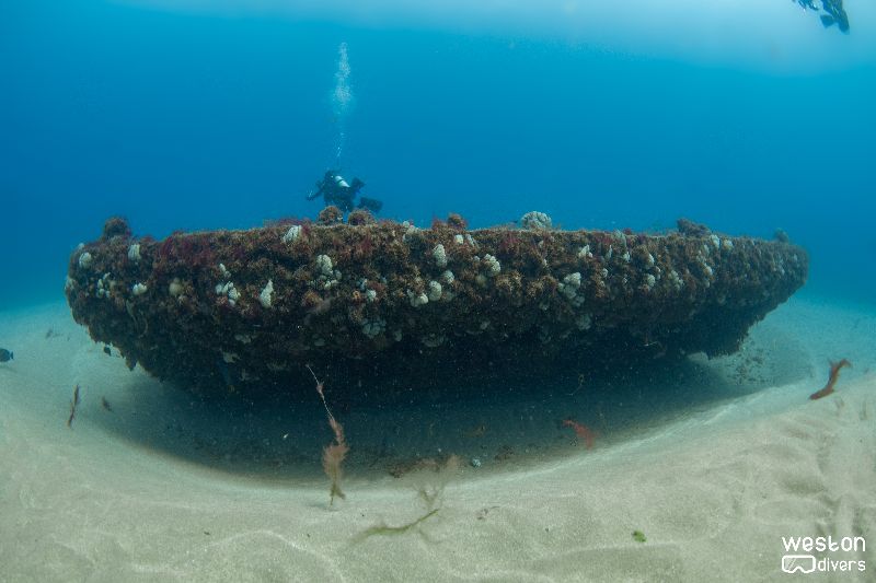 Research Team Reef - A featureless barge
