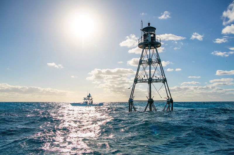 Tennesse - The lighthouse serves as a navigation aid for this shallow reef