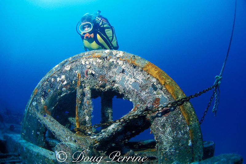 Cayman Salvage Master - A nice view of the bow of the wreck