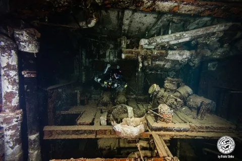 Spiegel Grove - The interior of the wreck offer breathtaking scenes