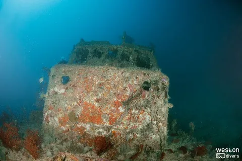 Imor - The wheelhouse is still upright and mostly intact