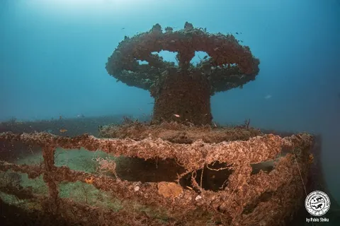 Thunderbolt - The main attraction of this wreck: the cable reel